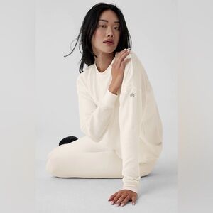 NWT Alo Soho Pullover